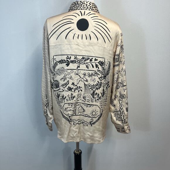 Me369 Blouse Tunic size Medium Gold Black HELLO HEY HI Artsy Peacock Graphic #S - Picture 10 of 12